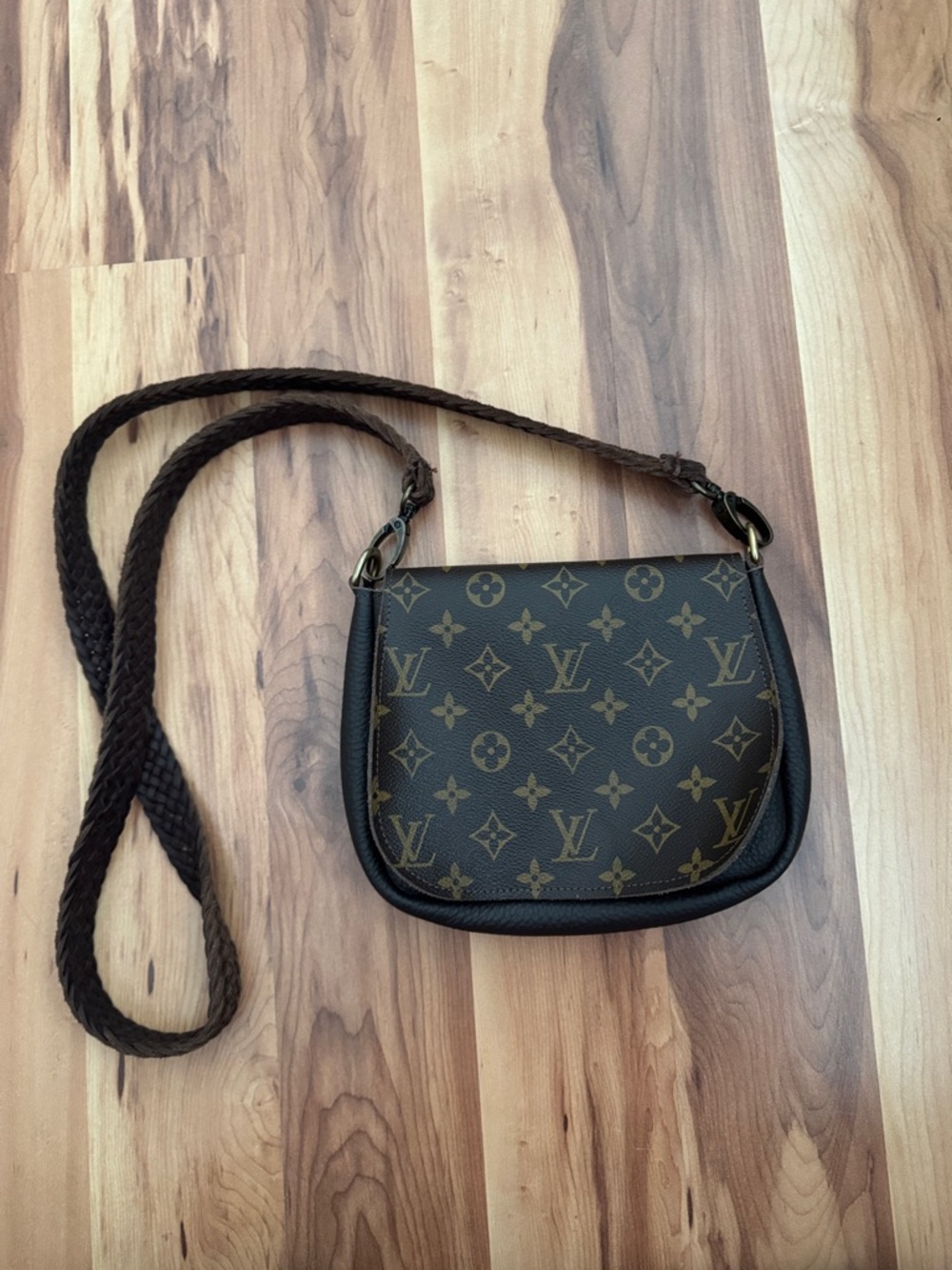 Louis Vuitton Monogram Crossbody in Brown and Gold